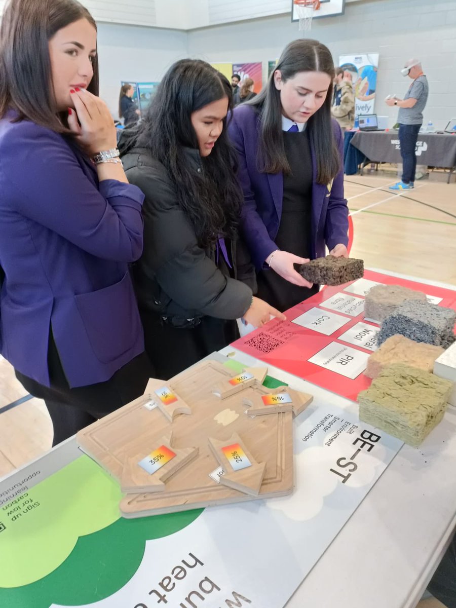 SPTA_HS's tweet photo. S4 pupils have a wonderful morning at @westcollscot for the #STEMWest event, promoting careers in various industries ๐๐๐ฉ๐ปโ๐ซ๐ฉโโ๏ธ๐จ๐ผโ๐#careers #nextsteps https://t.co/PgTXgHeSK9