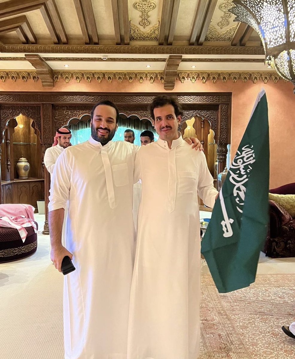 F_M_S_H's tweet photo. الوطن يفرح عند فرحك 🇸🇦🇸🇦 https://t.co/JRUwDz3wqQ