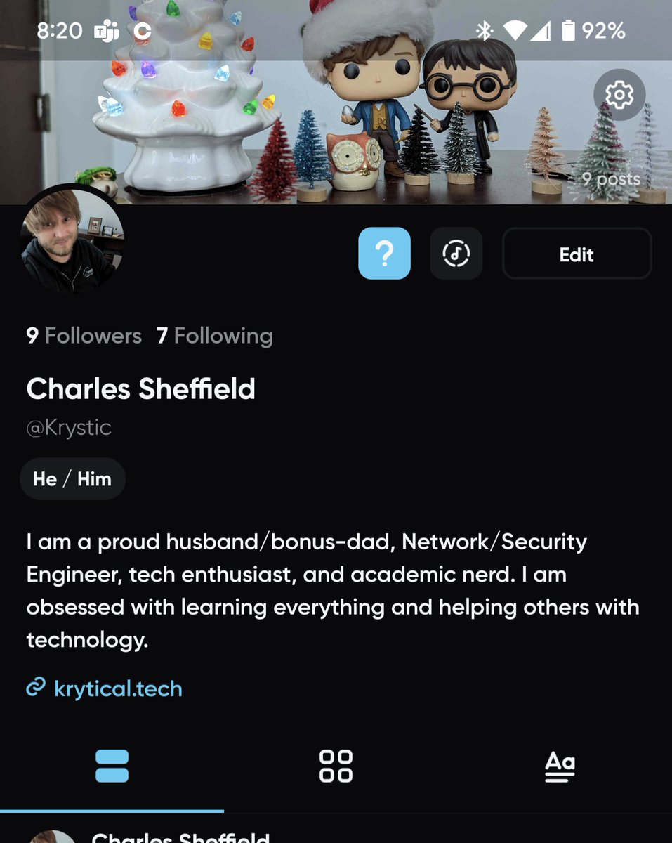 TheNerdtoKnow's tweet photo. Made a #hive yesterday. Loving so far! Needs some work on Android, but their tiny dev team is killing it so I am down to be patient. #socialmedia #Twitter https://t.co/vEqP59RN9F