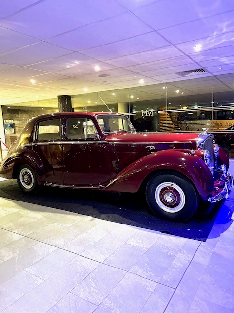 We have a new addition to the Maids Head family! You will find our stunning new vintage Bentley homed in our Bentley showroom or parked proudly outside the Maids Head entrance waiting to take our guests for a spin around the city in style. #maidsheadexperiences #vintagebent ...