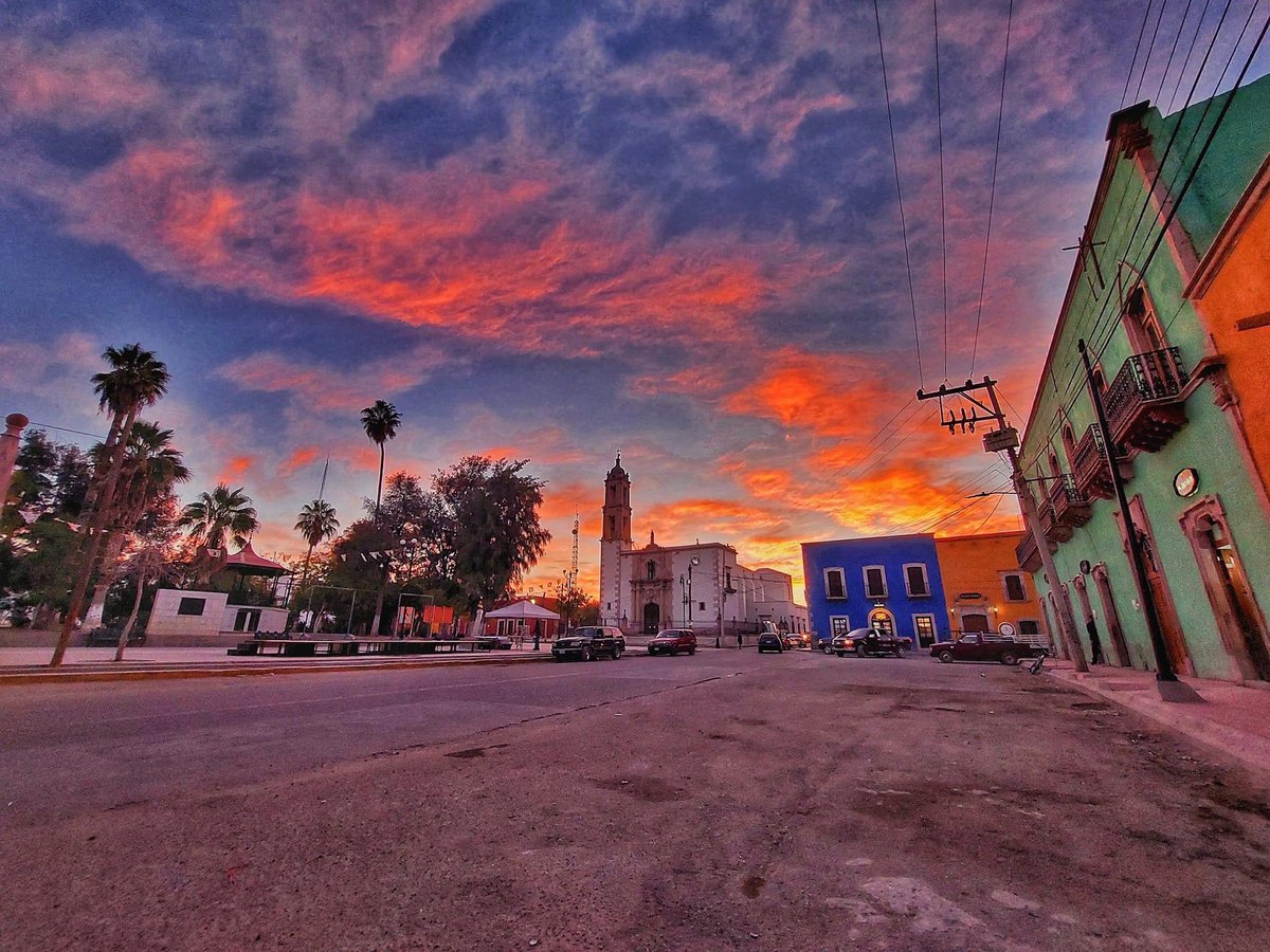 Alonso_Blancas's tweet photo. Hay muchas cosas por vivir en #MapimiPuebloMagico 😍❤️ Somos patrimonio cultural de la humanidad, Reserva de la biosfera, Camino Real tierra adentro , y desde hace 10 Años pueblo Mágico 🥰
#VisitaMapimi
#MapimiLoTieneTodo
#PuenteDeOjuela https://t.co/eEQiwYXKvR