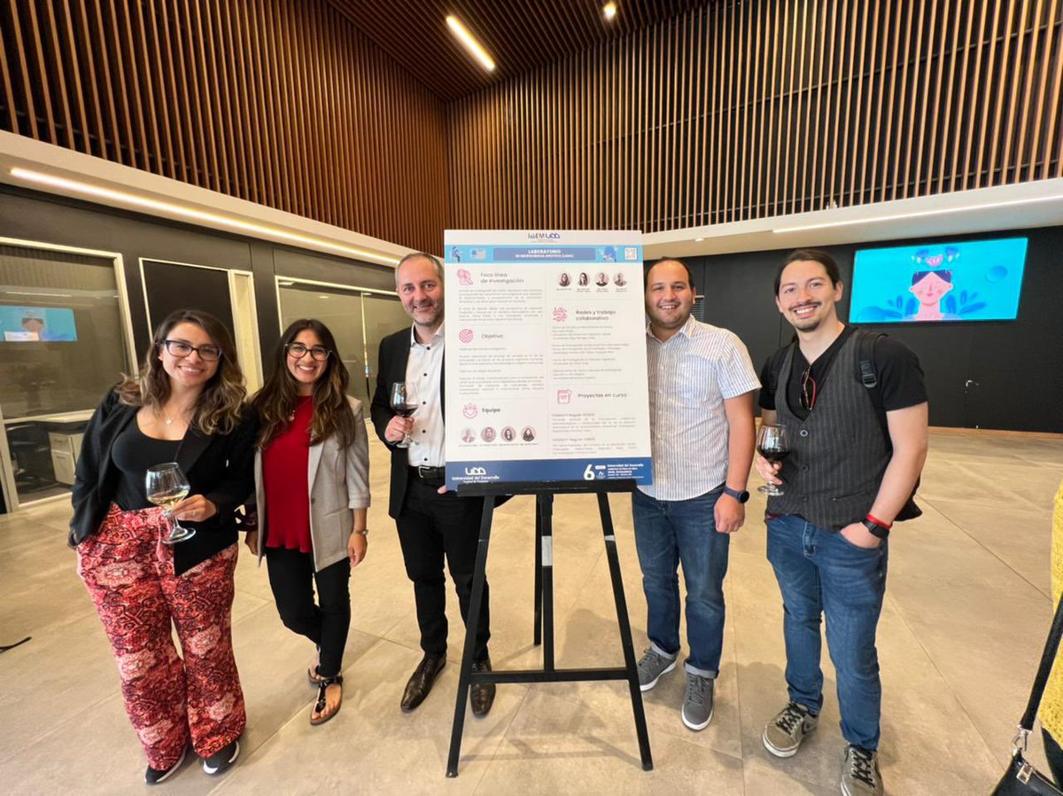 NeuroUDD's tweet photo. Inauguración del nuevo Instituto de Bienestar Socioemocional (IBEM) UDD en donde presentamos el trabajo realizado en @NeuroUDD 🧠🫀
#affectiveneuroscience #IBEMudd #science #udd https://t.co/TIWJT3xPdo