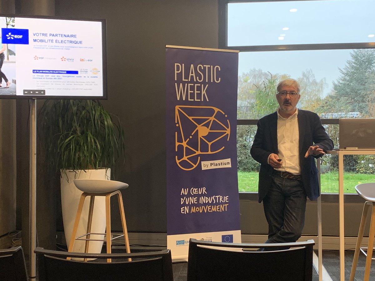EDF_HDF's tweet photo. Quelles bornes de recharge électriques installer pour mon entreprise ? Combien ? Quelle réglementation ? 🤔
➡️ Éléments de réponses avec l’intervention d’Eric Dubail, expert mobilité électrique @EDF_Entreprises lors de la #PlasticWeek organisée par @plastium à la @cite_echanges https://t.co/BsXgevb5HE