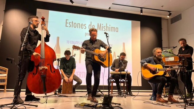 🍷 'Set Tota la Vida', el vi de <a href="/MishimaBCN/">MISHIMA</a>, fa deu anys! 

I ho vam celebrar ahir, a <a href="/OnaLlibres/">Ona Llibres</a>, amb un emotiu i original tast vertical. 

✍️ Ens ho explica <a href="/ramon_roset_m/">Ramon Roset i Morera</a> a <a href="/VADEVI/">VADEVI</a>: 
ow.ly/UsC850LKPzN

+