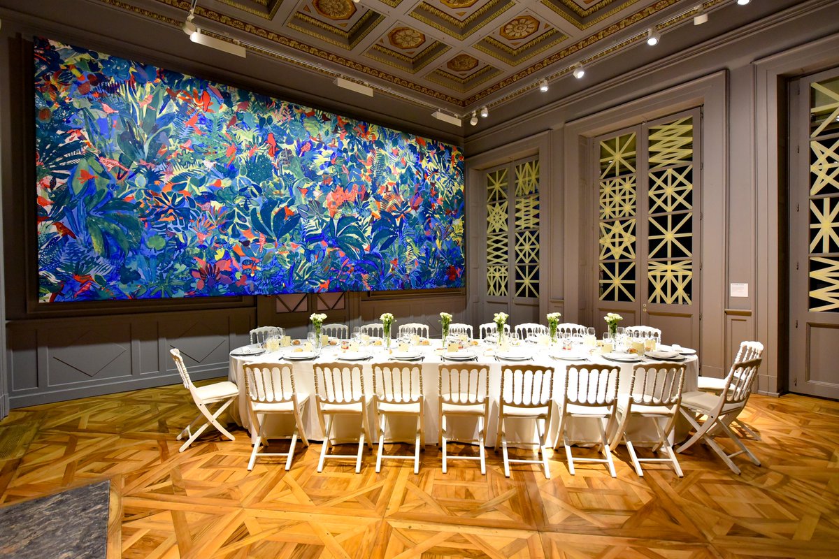 Lors de leur passage à <a href="/montpellier_/">Ville de Montpellier</a> nous avons eu l'honneur de recevoir les membres du <a href="/Conseil_constit/">Conseil constit</a>  pour une visite de l'exposition "Musées en exil" et un dîner devant la fresque "Kid's Guernica", réalisée par 300 enfants venus d’écoles et d’associations de Montpellier.