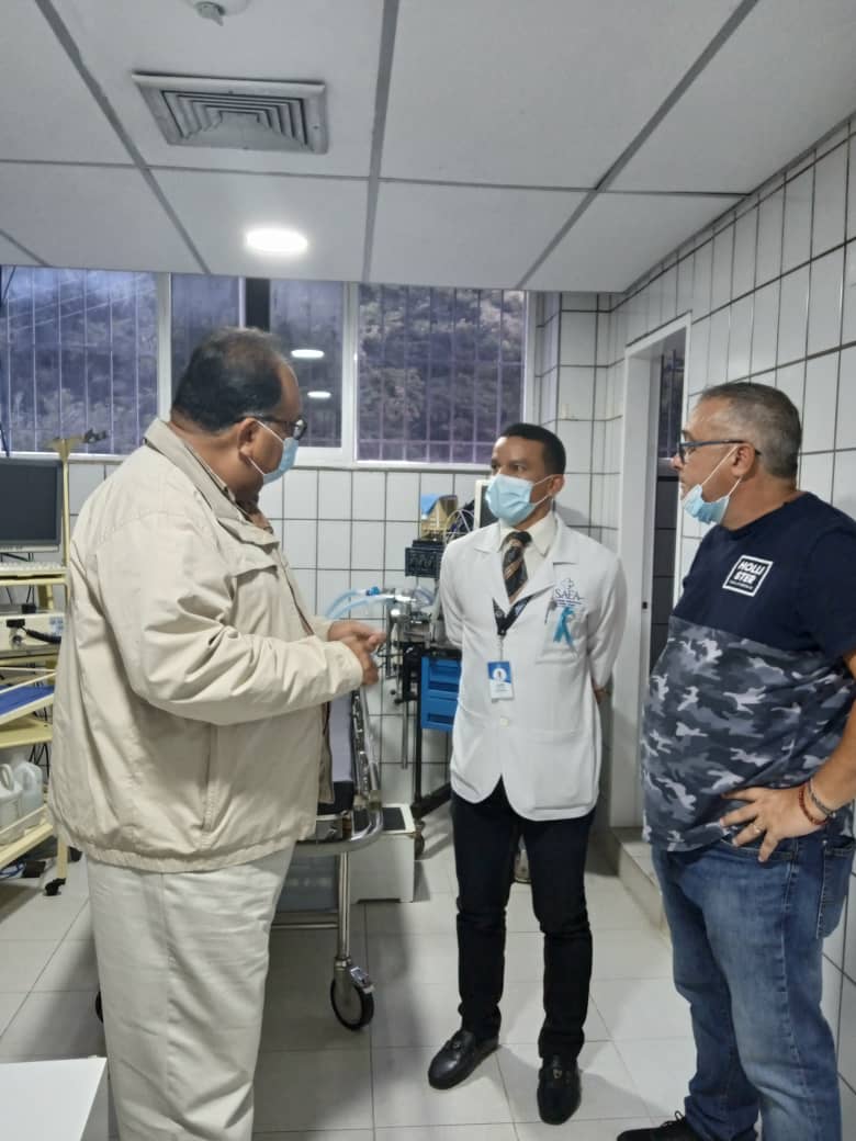 El Contralor regional <a href="/CesarOteroDuno/">César Otero Duno.</a> efectuó una visita institucional a la Sociedad Anticancerosa del Estado Aragua <a href="/somos_saea/">Sociedad Anticancerosa de Aragua</a>, destacando su vocación de servicio, empezando por la Junta Directiva liderada por el Ing. Ciro Mauriello. <a href="/CGRVenezuela/">CGR Venezuela</a>