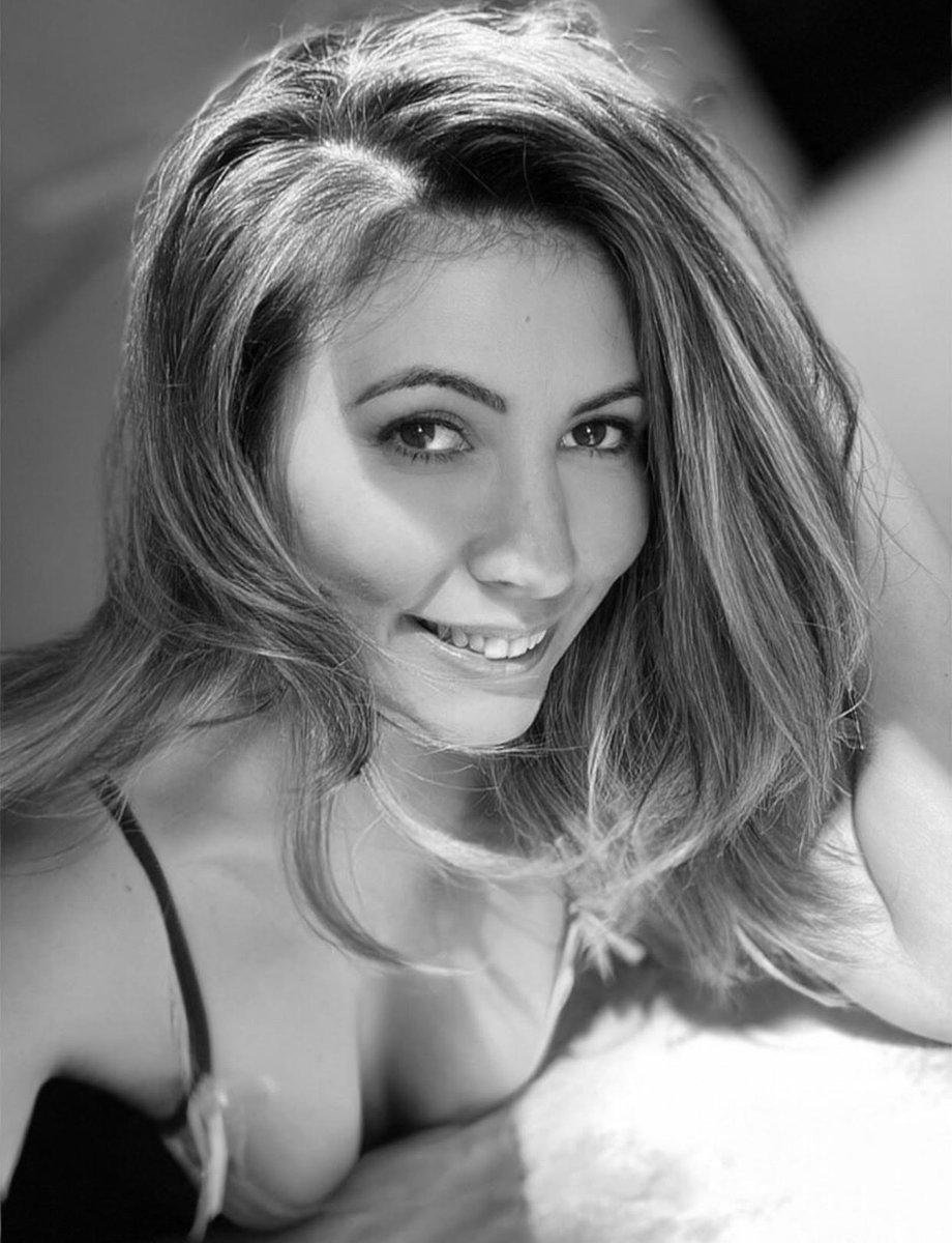 Domin8rixModels's tweet image. Welcome @Roxxy44637604 to the @TheDomin8trix Webcam Platform, GIA will have you on your knees... you can find GIA ON webcam here domin8trix.co.uk/GIA