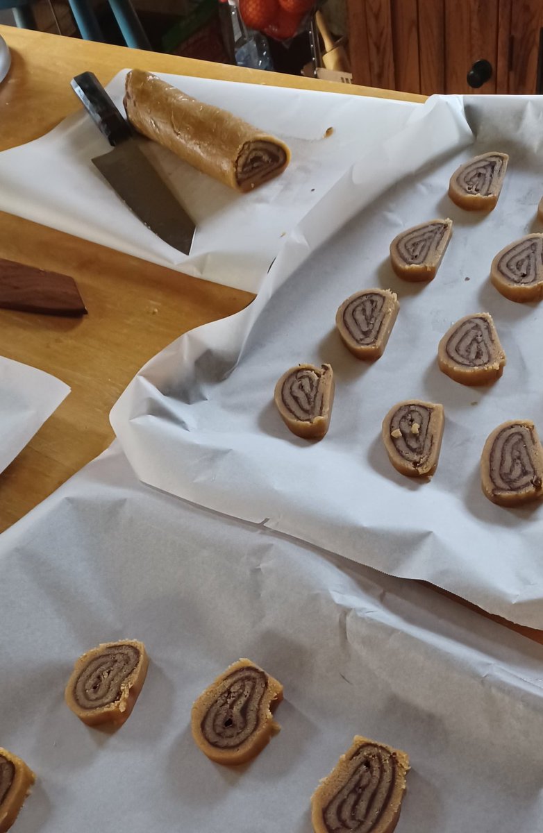 GrownCreations's tweet photo. PeanutButter + Chocolate 
Pinwheels 💚 https://t.co/231t82JsR6