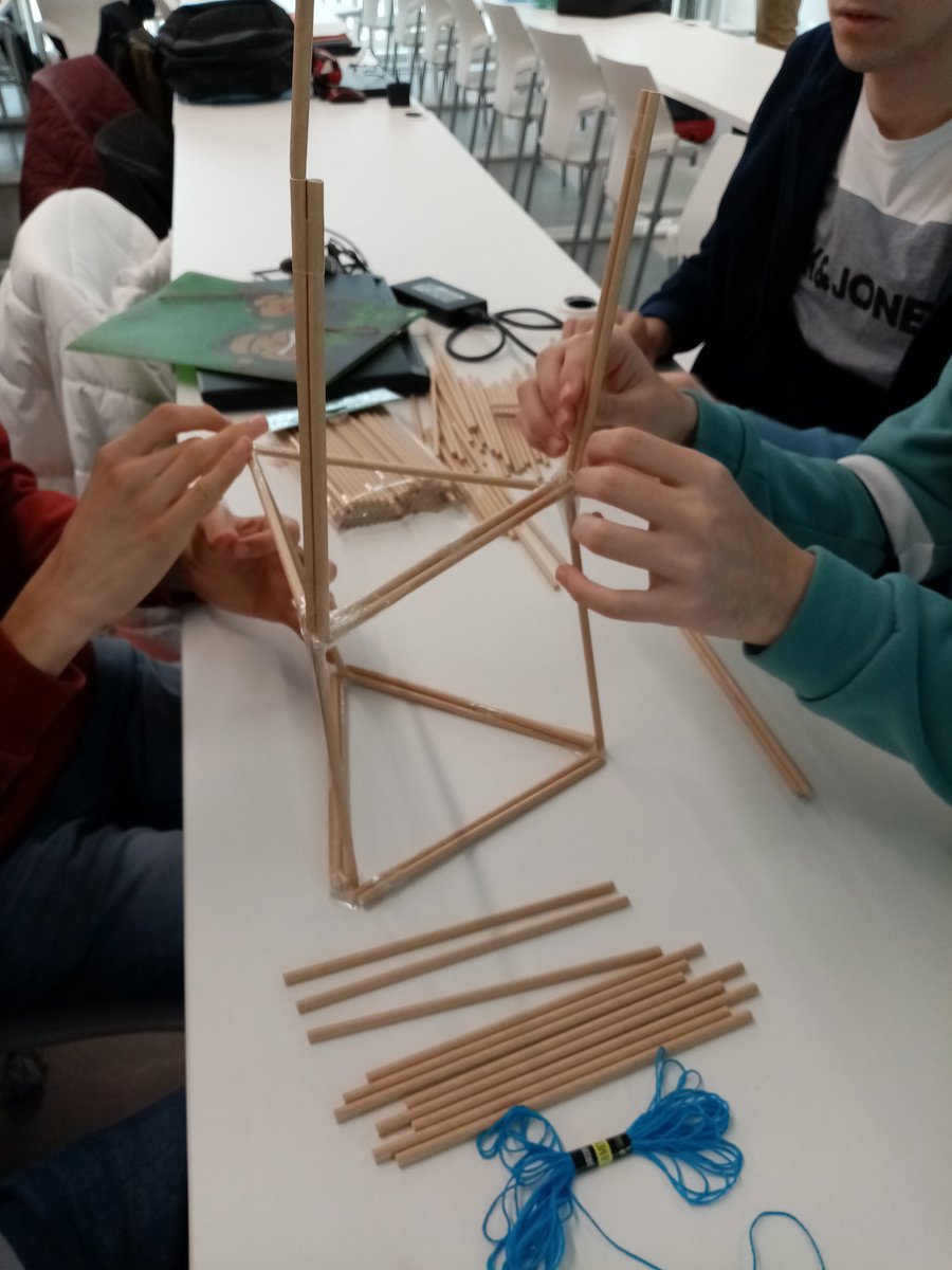 OrientacionUSJ tweet media