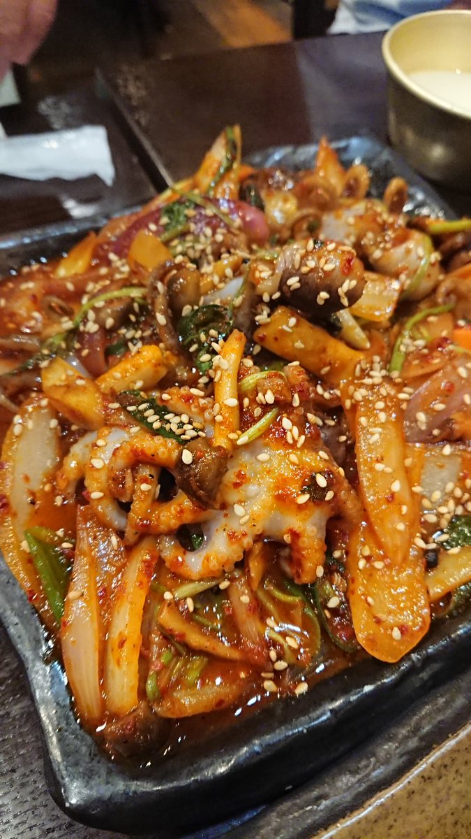 ashimatan's tweet photo. ひっさしぶりの新大久保。元気もらいました。 https://t.co/06S2sDukk6