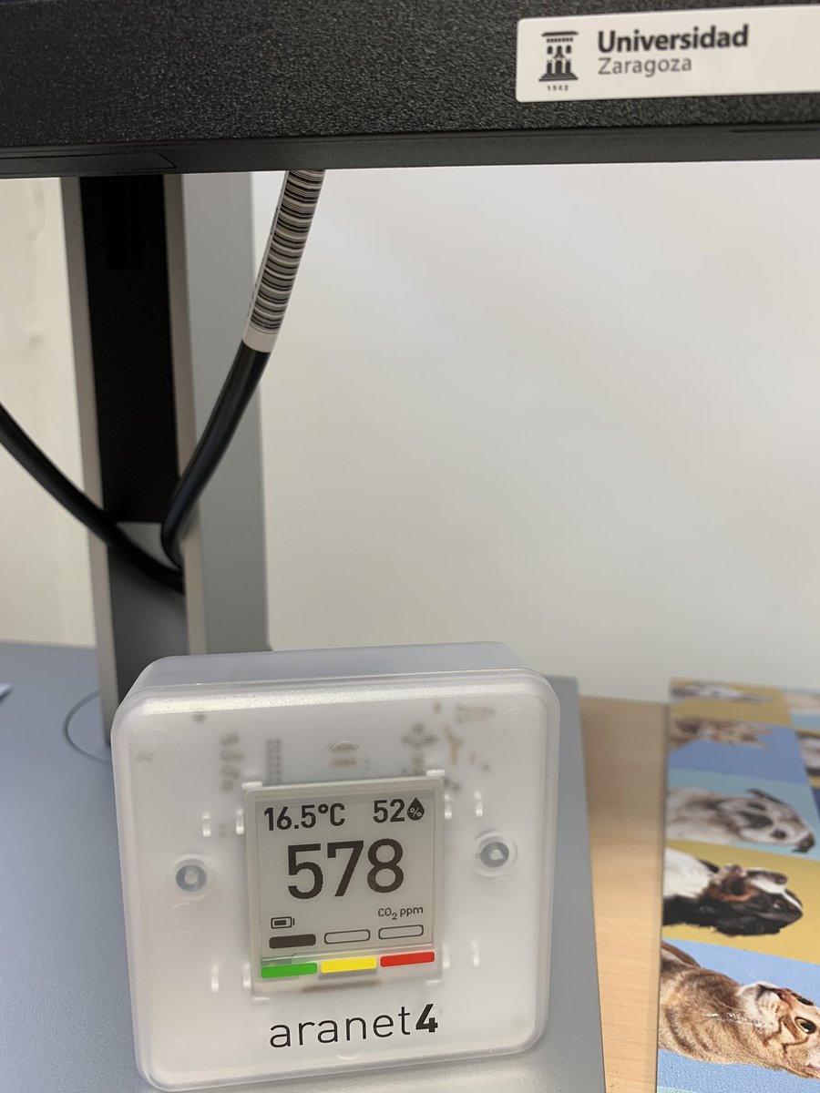 Siguen bajando las temperaturas en los despachos de <a href="/FVeterinariaUZ/">FacVeterinariaUNIZAR</a> <a href="/unizar/">Universidad Zaragoza</a> <a href="/OficinaVerdeUZ/">Oficina Verde UNIZAR</a> 16,2ºC a las 15 h