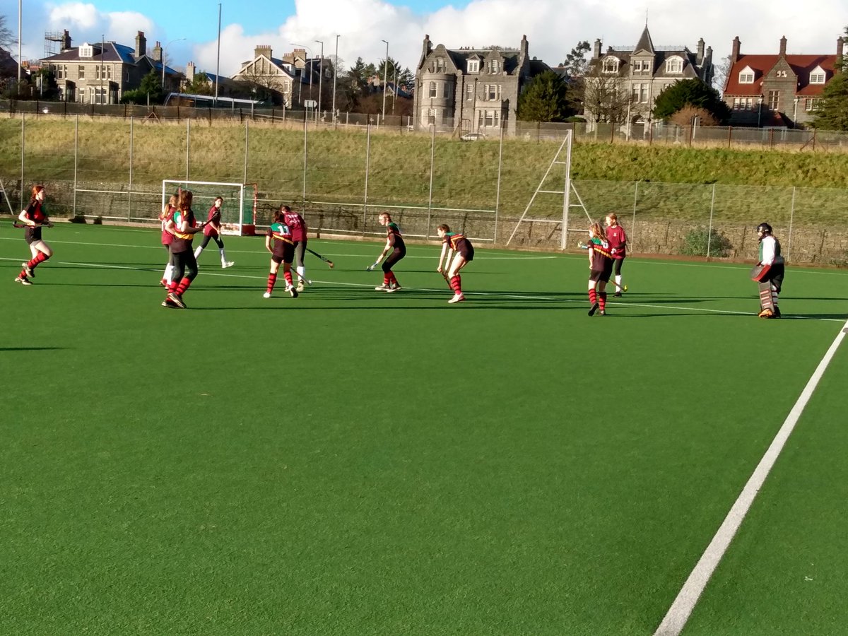 ScottishHockey's tweet photo. A brilliant day at #JuniorAspireCup ends with Cults Academy beating AGS on penalties after 1-1 draw. Banchory &amp; Gordon Schools played in 3/4 play-off; Turriff &amp; Meldrum tied 5th; Ellon finished 7th with great 4-0 win v Mearns. Well done everyone! https://t.co/6tAUNePrsM