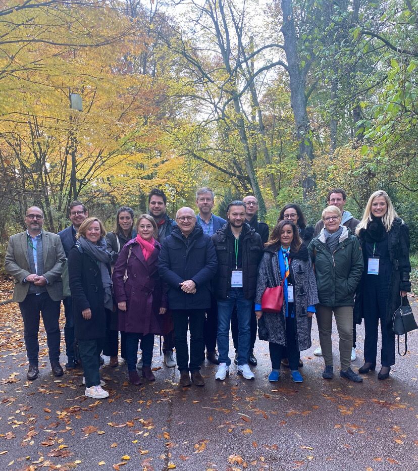 Un peu d'activité physique adaptée entre les sessions du Conseil scientifique de la #sofog2022 et le Comité #DIALOG @GroupeUnicancer <a href="/sofog_officiel/">SoFOG</a>