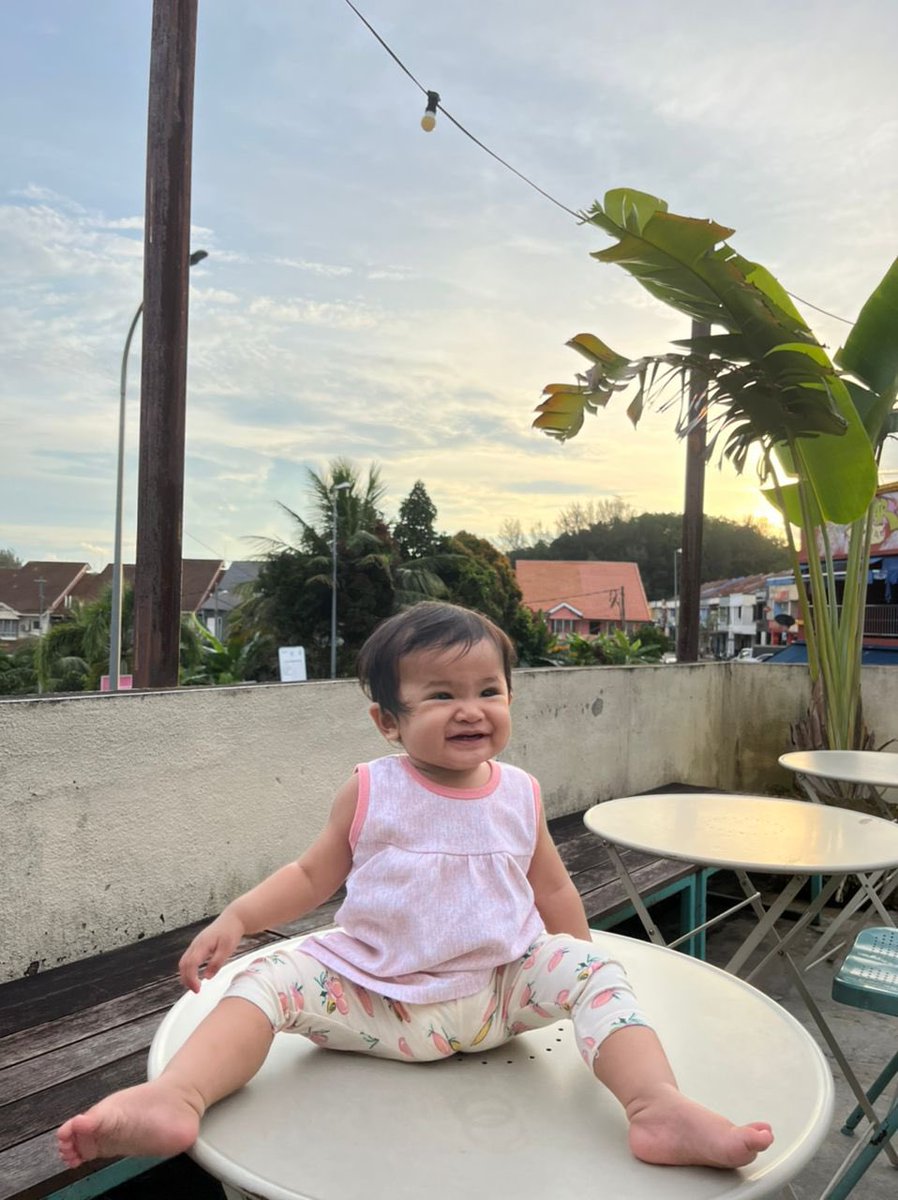 _ackmarrr's tweet photo. My cheeky babygirl, ❤️ you! https://t.co/qxzslJvpy9