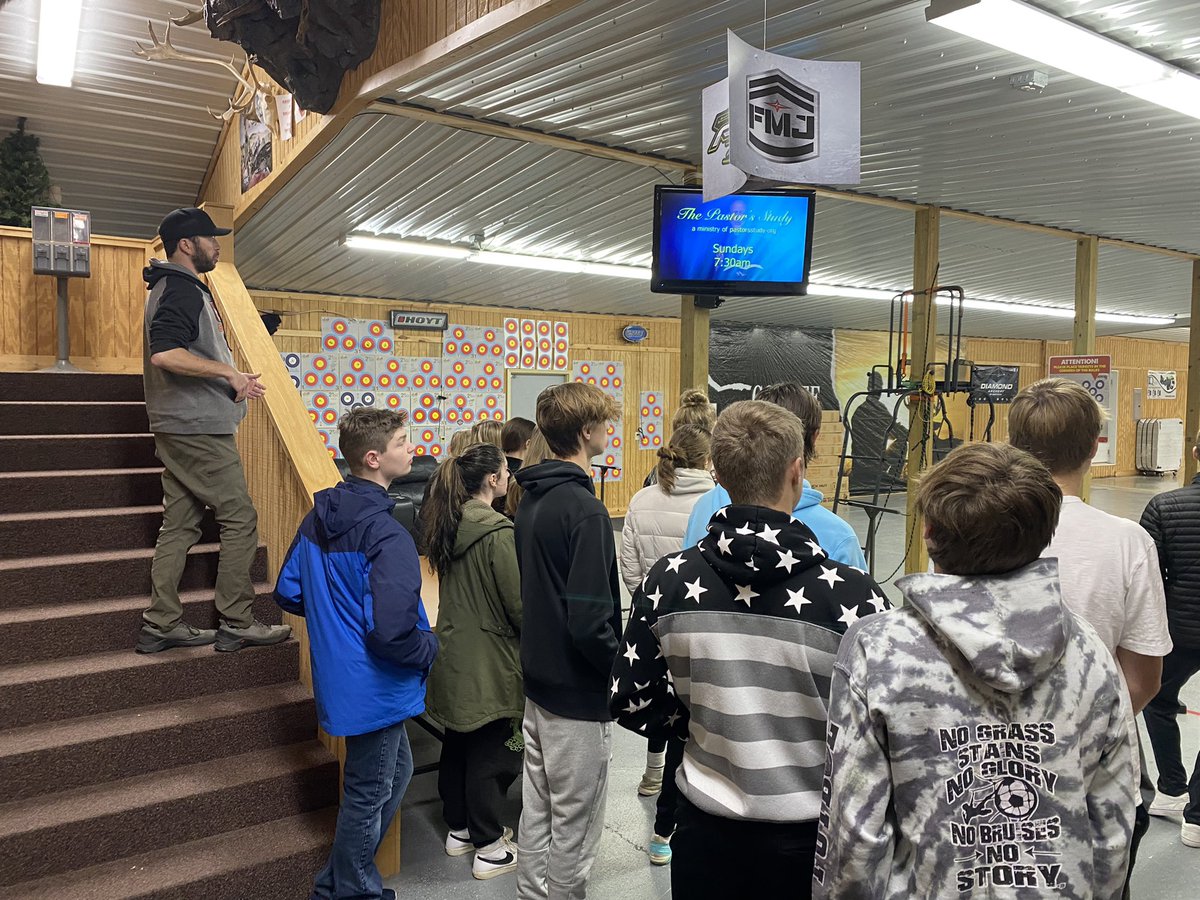 crolandson's tweet photo. Lifetime Sports archery class touring Coyote Creek. Very cool! Thank you PTO for helping make this possible. https://t.co/1C8mg5Iybk