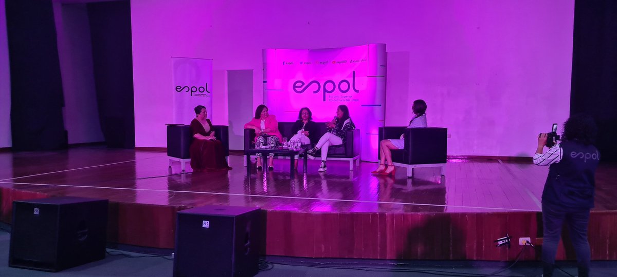 Siempre es un momento increíble compartir con el grupo de <a href="/remciespol/">Científicas ESPOL</a> y las vivencias de mujeres en la ciencia