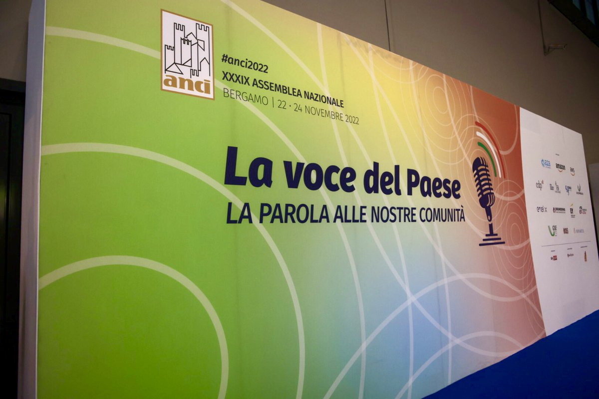 EnelBusiness's tweet photo. Efficientare i centri urbani italiani, #centroXcentro: inizia #ANCI2022.
Vi aspettiamo fino al 24 novembre al nostro stand per scoprire come ridisegnare insieme città più innovative e sostenibili. #EnelX #parterXinnovare #smartcity #EnelperlItalia https://t.co/1qaZf9crpL