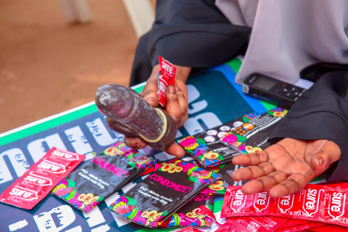 reachout_ke's tweet photo. HIV testing and counseling, awareness on sexual transmitted diseases and Condom demonstration and distribution to the community in Kwale County! #worldaidsday2022 #endpandemic #ReachoutCares https://t.co/KhaCaUXSZ7