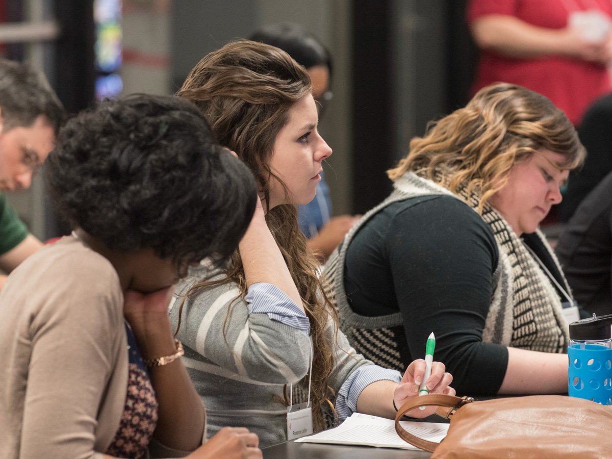 uofldelphi's tweet image. New to instructing at UofL in the past 3 years? We invite you to connect with resources and other faculty through our #TeachingOnboarding program! Learn more by attending our Virtual Spring Kick-Off Session on Dec. 12 from 9:30-10 a.m. Sign up at forms.office.com/pages/response…