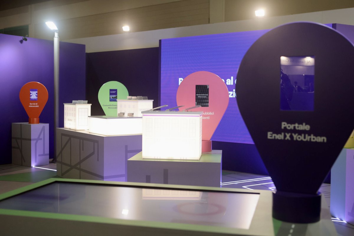 EnelBusiness's tweet photo. Efficientare i centri urbani italiani, #centroXcentro: inizia #ANCI2022.
Vi aspettiamo fino al 24 novembre al nostro stand per scoprire come ridisegnare insieme città più innovative e sostenibili. #EnelX #parterXinnovare #smartcity #EnelperlItalia https://t.co/1qaZf9crpL