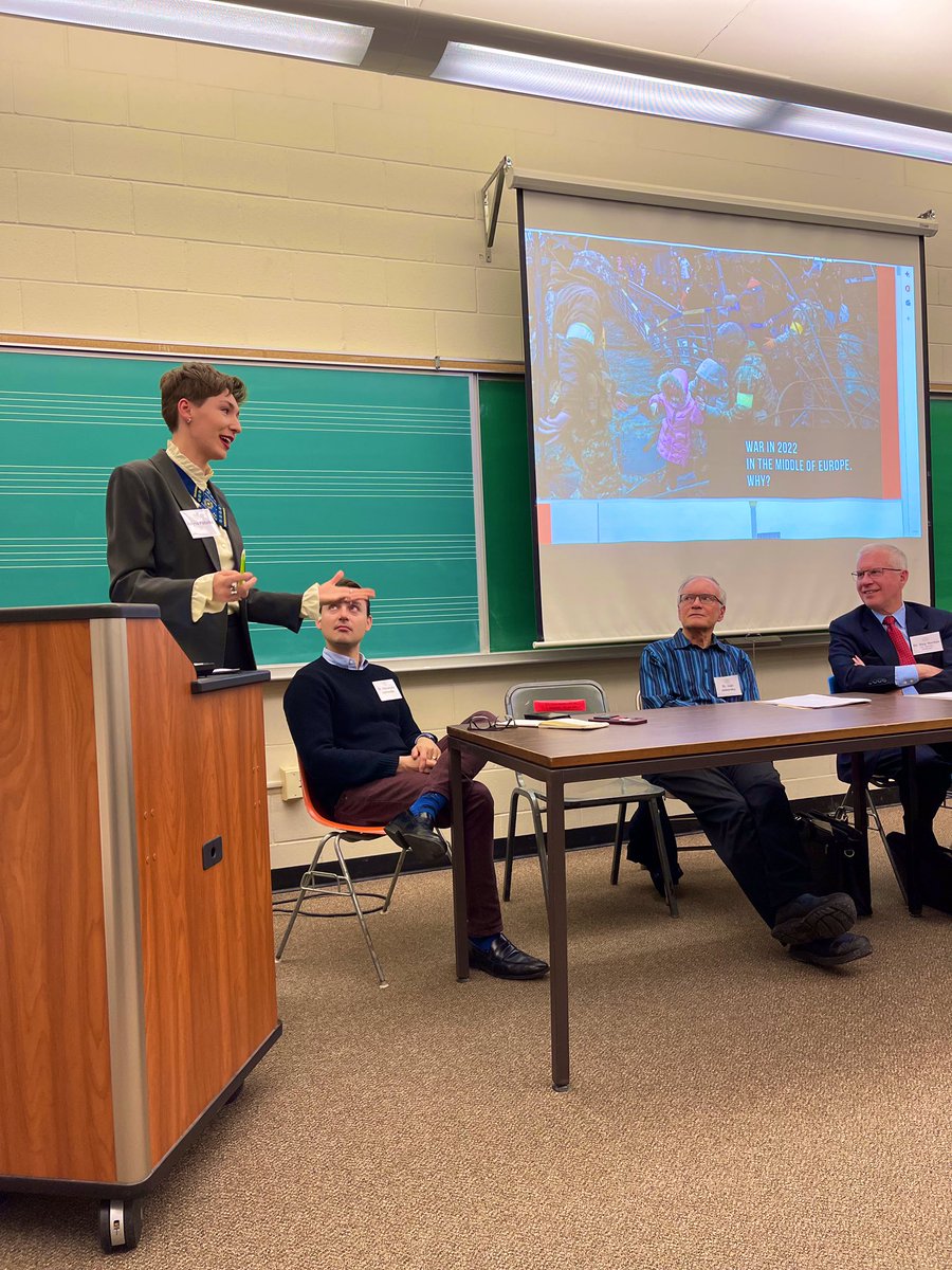 RoyNorton1's tweet photo. Pleased to co-moderate (w/@DLHinTO) the @CanadianRegion discussion: “Ukraine&amp;Russia-Understanding the War, Assessing its Global Impact&amp; Evaluating Possible Outcomes&amp; Implications” featuring @galinapadalkoua @ALanoszka @IvanJaworsky @thecic @UWaterloo @BalsillieSIA @LaszloSarkany https://t.co/fb7LoLWE9t