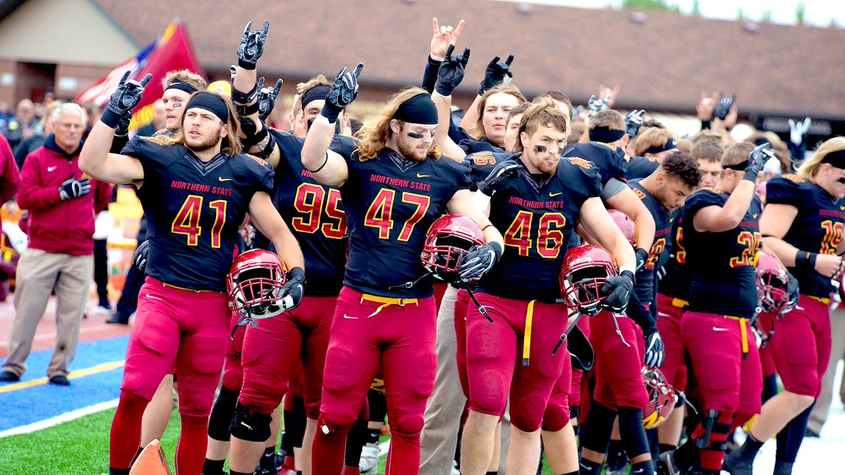 After talking with @coachjroy and <a href="/CoachSchlichte/">Ryan Schlichte</a> I am blessed to have an offer from Northern State University. <a href="/coachJClegg/">Justice Clegg</a> <a href="/TritonNation/">Iowa Central Football</a> #SledDawgs