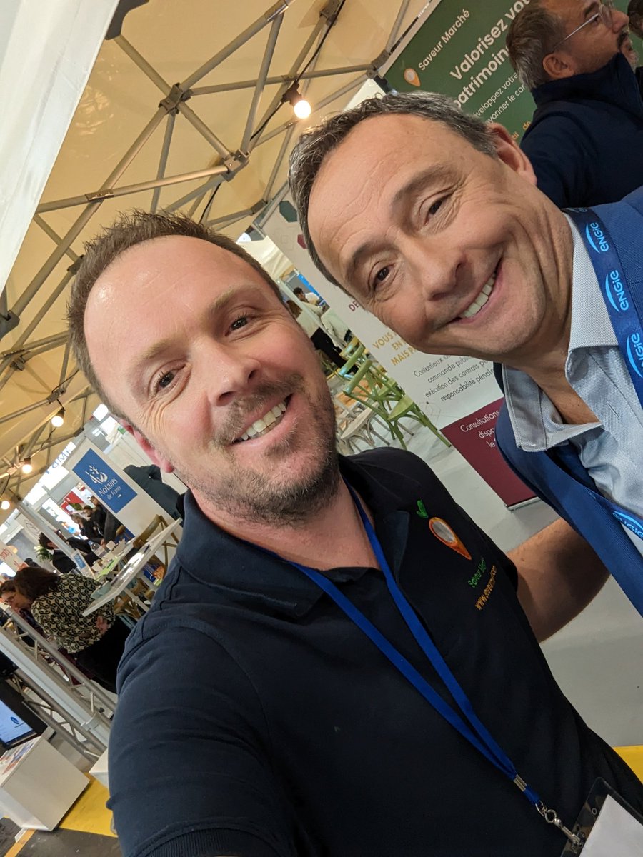 Plaisir d'échanger avec notre ami <a href="/LionelPrimeurs/">lionel primeurs</a> support historique et grand défenseur des #marchés
<a href="/SaveursCommerce/">Saveurs Commerce</a> #primeurs #smcl