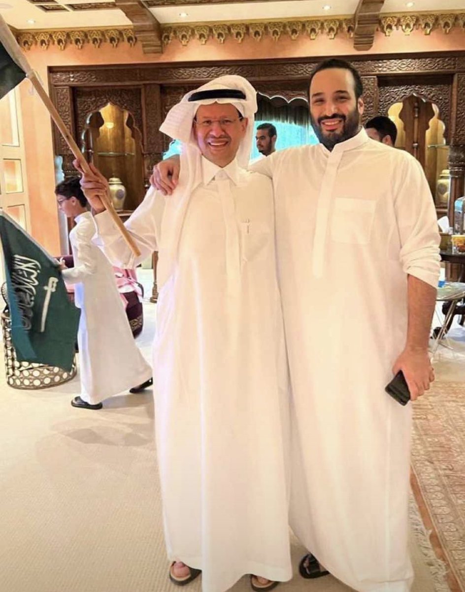 MS2044's tweet photo. #خادم_الحرمين_الشريفين
بدعمكم سيدي 😍🇸🇦🇸🇦🇸🇦 https://t.co/Gx2LLagCv6