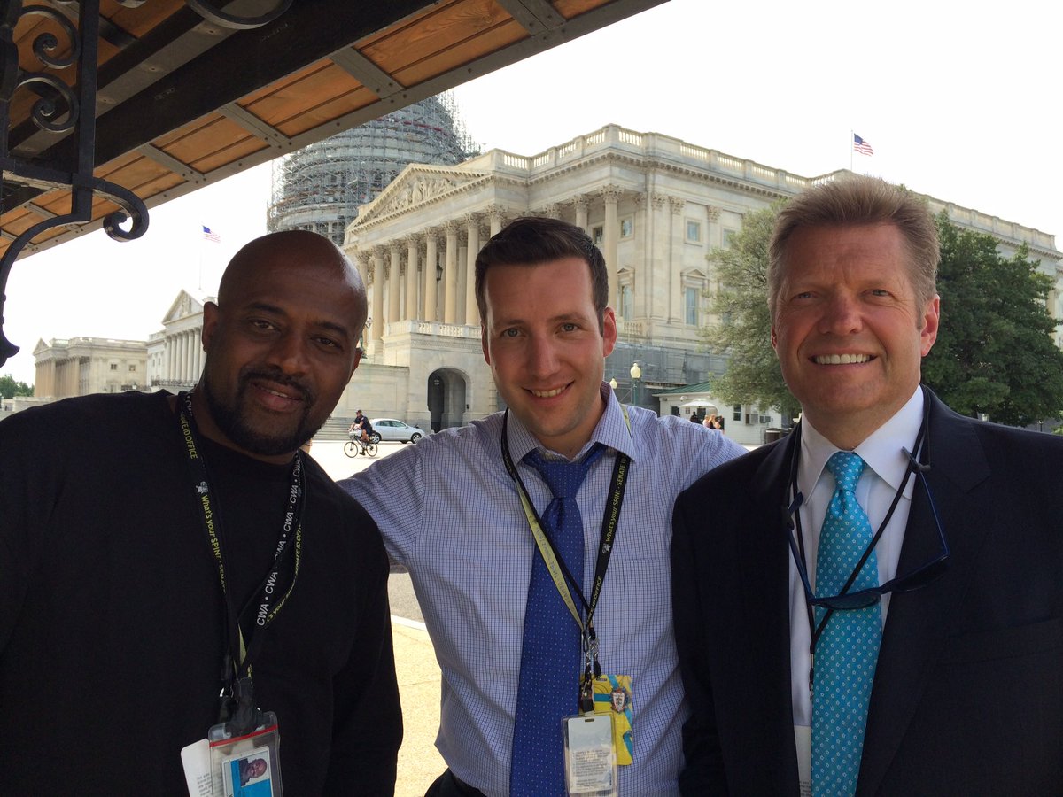 RossWeidner's tweet photo. Thank you Alan. It’s been an honor to be a part of this adventure. Congrats on an incredible career! @KrasheskyABC7 https://t.co/x3vH3xTod5