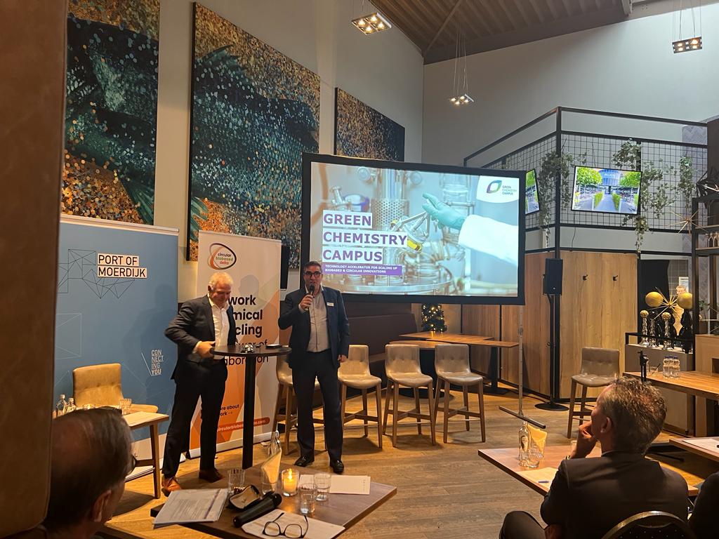 EVENT | Vandaag gaf Marc Lankveld een pitch op de Chemical Recycling Summit van Circular Biobased Delta, o.a. over het PyroCHEM park project. <a href="/StimulusPm/">Stimulus Programmamanagement</a>