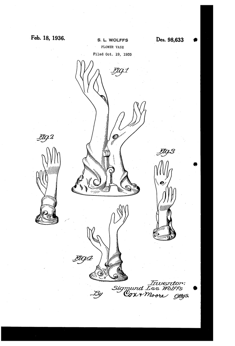 uspatentbot's tweet photo. USD98633S - Design for a flower vase  
https://t.co/c6sfHP53kh https://t.co/QgrOVHisfg