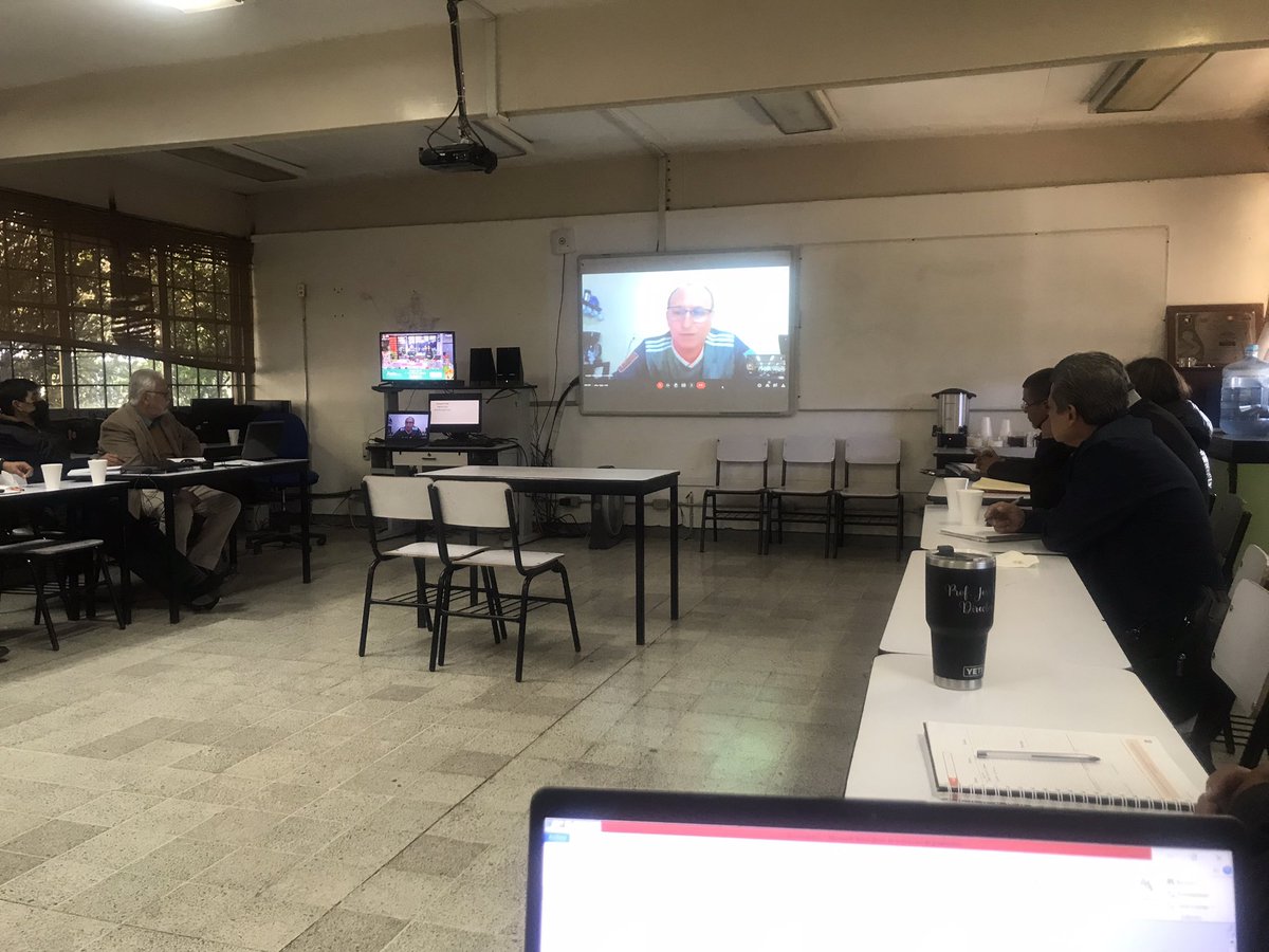 _RobledoJM's tweet photo. #EST18 #ZonaVIII #Durango #CTZ Consejo Técnico de Zona en la #EST19 Confeencia con todas las zonas escolares por el Maestro Fredy de Jesús Góngora Cabrera con Metodología Steam / Aprendizaje Basado en Proyectos @SEP_mx @SEED_Dgo @vimacaar @guillermoadamec @Letamaya https://t.co/uPqe30PQHV