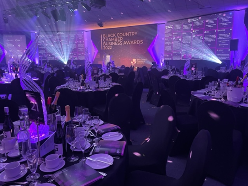We loved transforming the event space <a href="/WolvesRaces/">Wolverhampton Races</a> recently for the <a href="/BCCCmembers/">BlackCountryChamber</a> annual Business Awards.

Talk to us about your #conference #AwardCeremony or corporate evening plans and how our team can make it a night to remember for you and your delegates