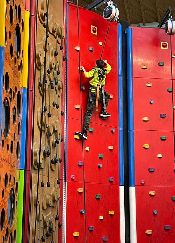 OrchardManorSch's tweet photo. Another great day out with Students from year 8 @ClipnClimbExe children enjoyed the session, working well together and surprising themselves with what they can achieve! #SpecialSchoolDawlish #Year8Rocks #Climing #Adventures https://t.co/OBi3LtBmuF