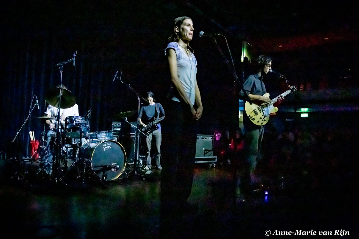 MarieRijn's tweet photo. Dag 3 @LeGuessWho volgens @dekettingzaag met 📷🙋♀️van @goatband en Bar Italia
#goatband
#baritalia
#lgw22
https://t.co/MDpINnzTsX https://t.co/KhXbUXLqi7