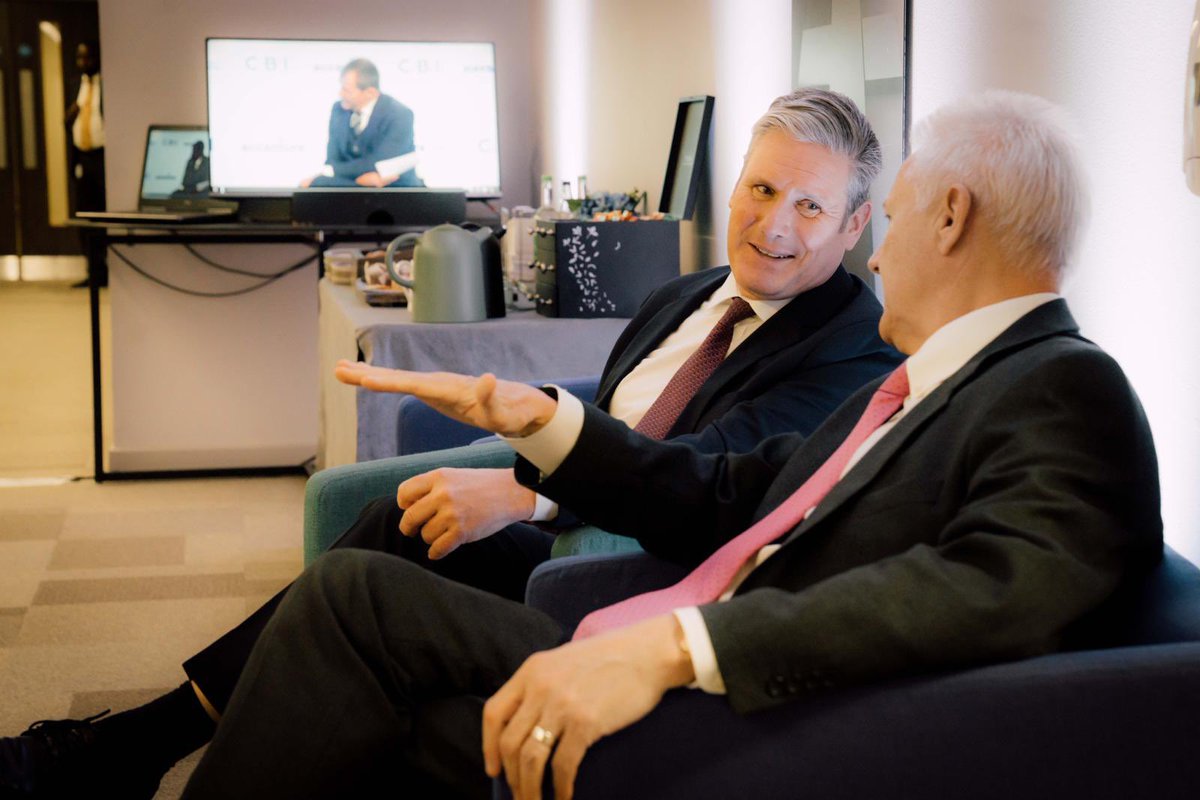 Keir_Starmer's tweet photo. Great to sit down with @brianmcb, following my speech at CBI's Annual Conference. #CBIAC22

I'm proud to lead a pro-business Labour Party. 

In partnership with businesses, Labour will turbocharge Britain's economic growth. https://t.co/Z4bnpp2jzR