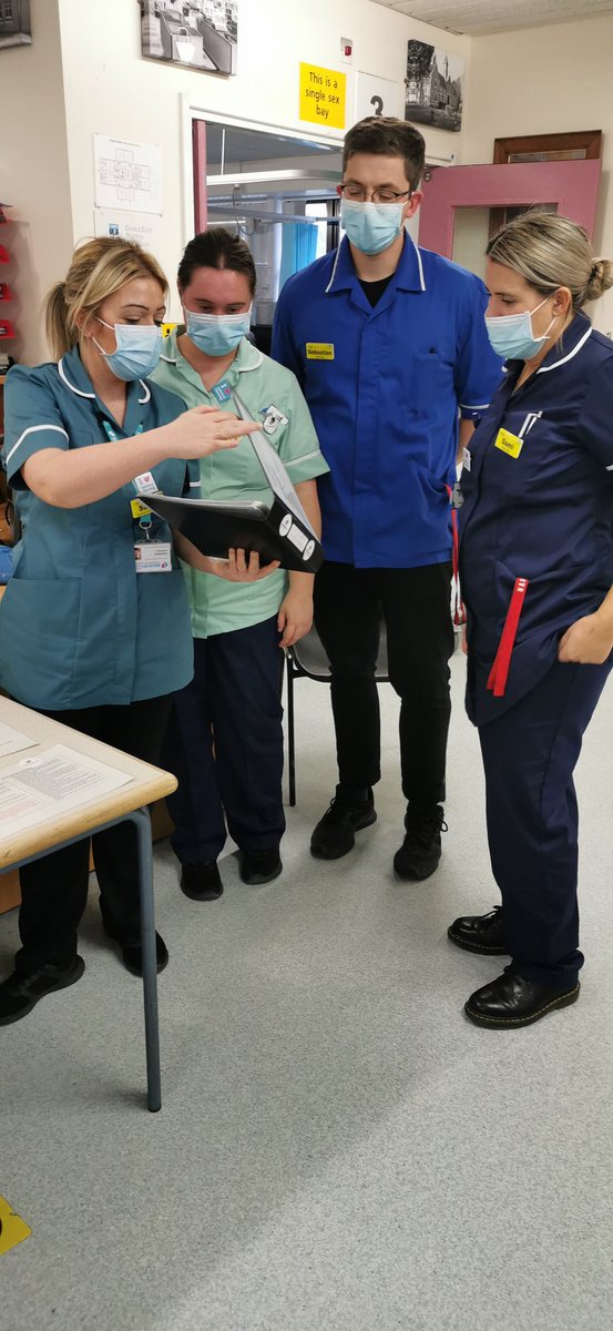 Another successful Admiral Nurse launch on Nason Ward today, thank you to all the staff that came and said hello! Fantastic discussions already around dementia care initiatives, look forward to seeing this develop. @SarahCl48580064 
#admiralNurse #dementia