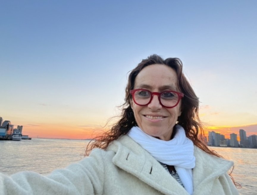 𝗡𝗲𝘄𝘀𝗹𝗲𝘁𝘁𝗲𝗿 𝗡𝗼𝘃𝗲𝗺𝗯𝗲𝗿 𝟮𝟬𝟮𝟮

linkedin.com/pulse/yogeswar…

Love and Light 💫
OM SHANTIH,

Yogeswari

#yoga #compassion #love #jivamukti #urbansadhu #urbansadhuyoga #healing #openheart #peacebuilding #yogateacher #yogeswari #intercultural #fundraising #yogaforlife