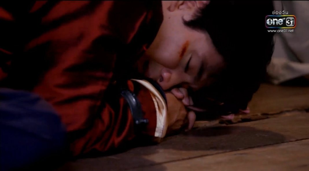 VVJ1002's tweet photo. 7亿年后最后一集
电子失恋
#คุณชายEP16 https://t.co/iNJ2RrSBoi