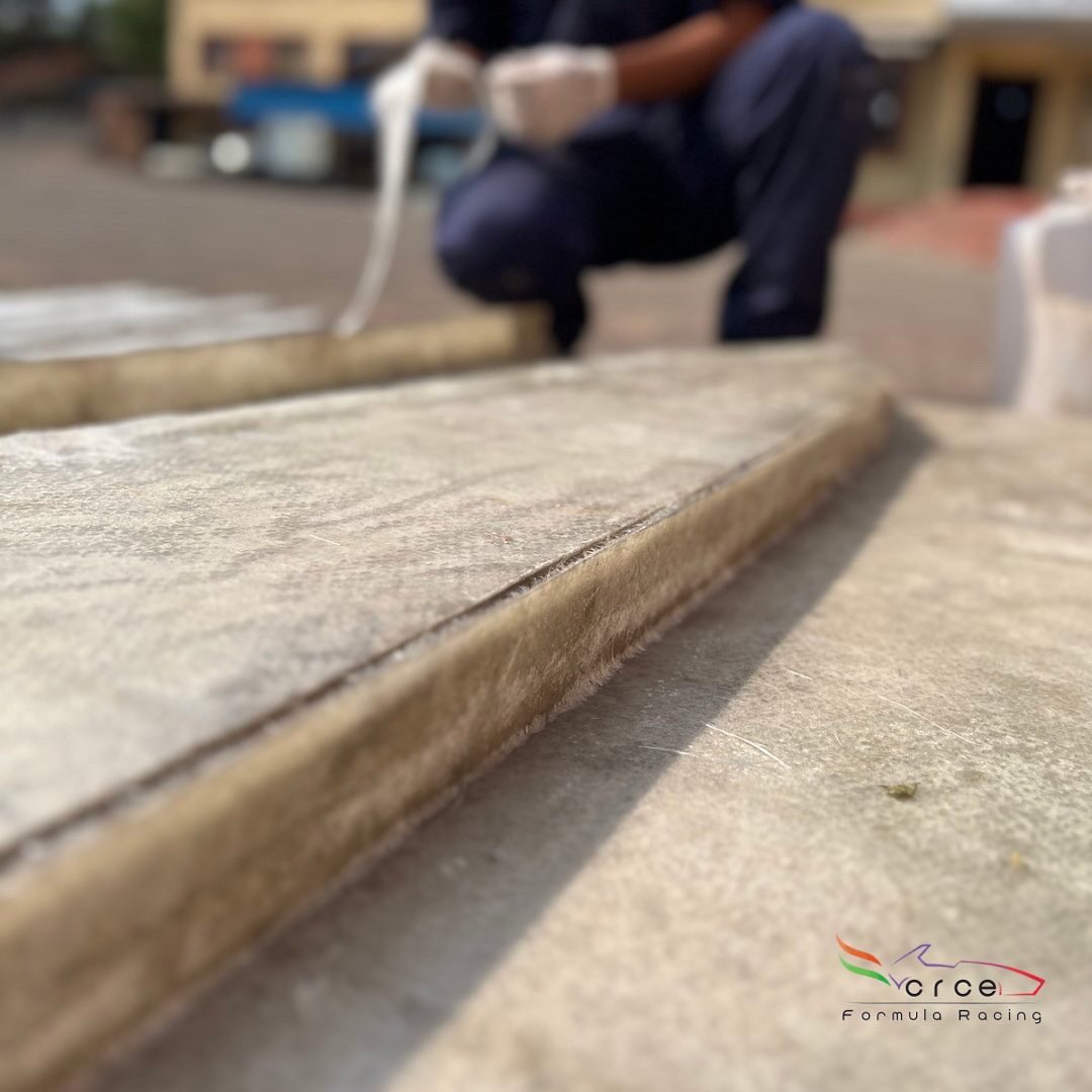 Some #aero action to bless your day✨🤌🏽

#aerodynamics #aerokit #fsae #formulastudent #diffuser #fsindia #formulabharat #teamcfr