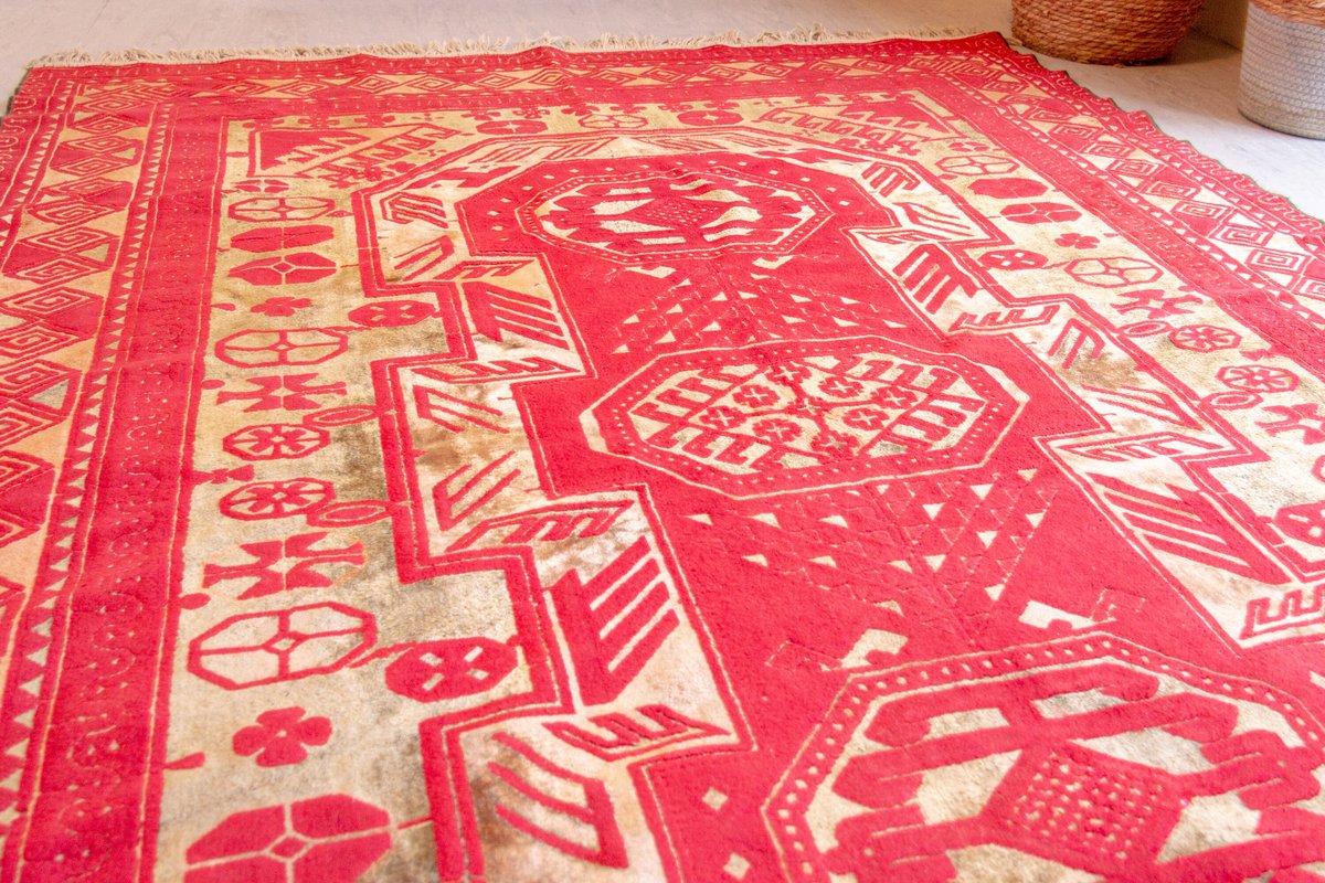 KarlPeacham's tweet photo. Excited to share the latest addition to my #etsy shop: Large 204cm X 142cm Vintage Moroccan Floor Rug Handmade Red Kilim https://t.co/AOsY3nJAj8 #office #nylon #area #bohemianeclectic #red #moroccan #gray #rectangle #christmas https://t.co/1M40qIXqht
