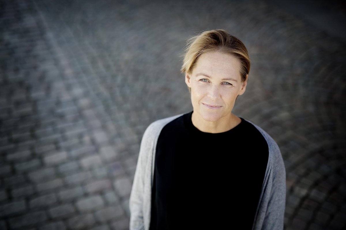 deutsche_oper's tweet photo. Interview with Swedish soprano #IngelaBrimberg
➡️ https://t.co/SJpxhd94IJ
See and hear her from Friday on as the heroine in Beethoven´s FIDELIO.
🎟️ https://t.co/1El8AEqGOm
ℹ️ https://t.co/QI3PNDQuQ1
@MaestroDCR #DavidHermann @deutsche_oper https://t.co/HLbdDS7hXU
