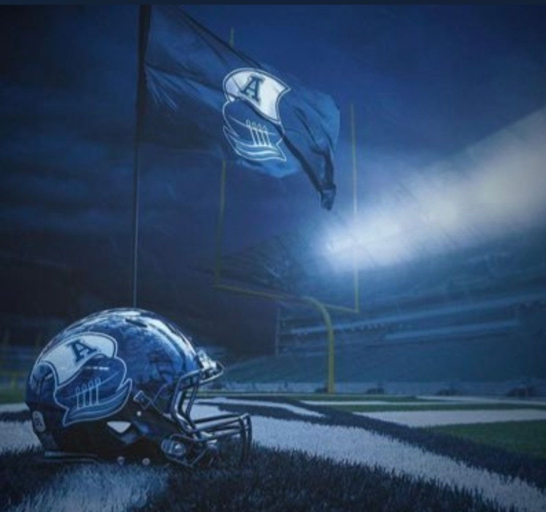 glencoe31's tweet photo. #bestdayever 🏈 https://t.co/KKsnNJcBVp