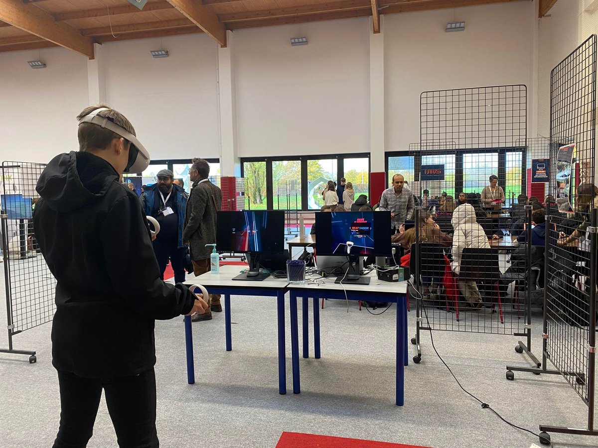 Metz Numeric School (@metznumschool) on Twitter photo Automne numérique 🍂
Nous avons eu le plaisir de vous rencontrer la semaine dernière lors de votre participation à nos deux ateliers. 🌞
Un grand merci à <a href="/FeminaTechFR/">Femina Tech</a> pour cette 4 ème édition ! Automne numérique 🍂
Nous avons eu le plaisir de vous rencontrer la semaine dernière lors de votre participation à nos deux ateliers. 🌞
Un grand merci à <a href="/FeminaTechFR/">Femina Tech</a> pour cette 4 ème édition !