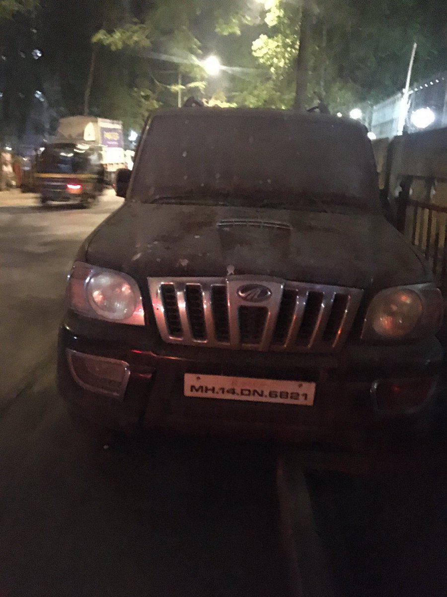 MarolMoVo's tweet photo. Abandoned vehicle 
#removekhatara 

@MTPHereToHelp 
Add
Krishna Lal Marwah marg 
#marol
Andheri E
💐💐💐 https://t.co/SFHWXn21zI