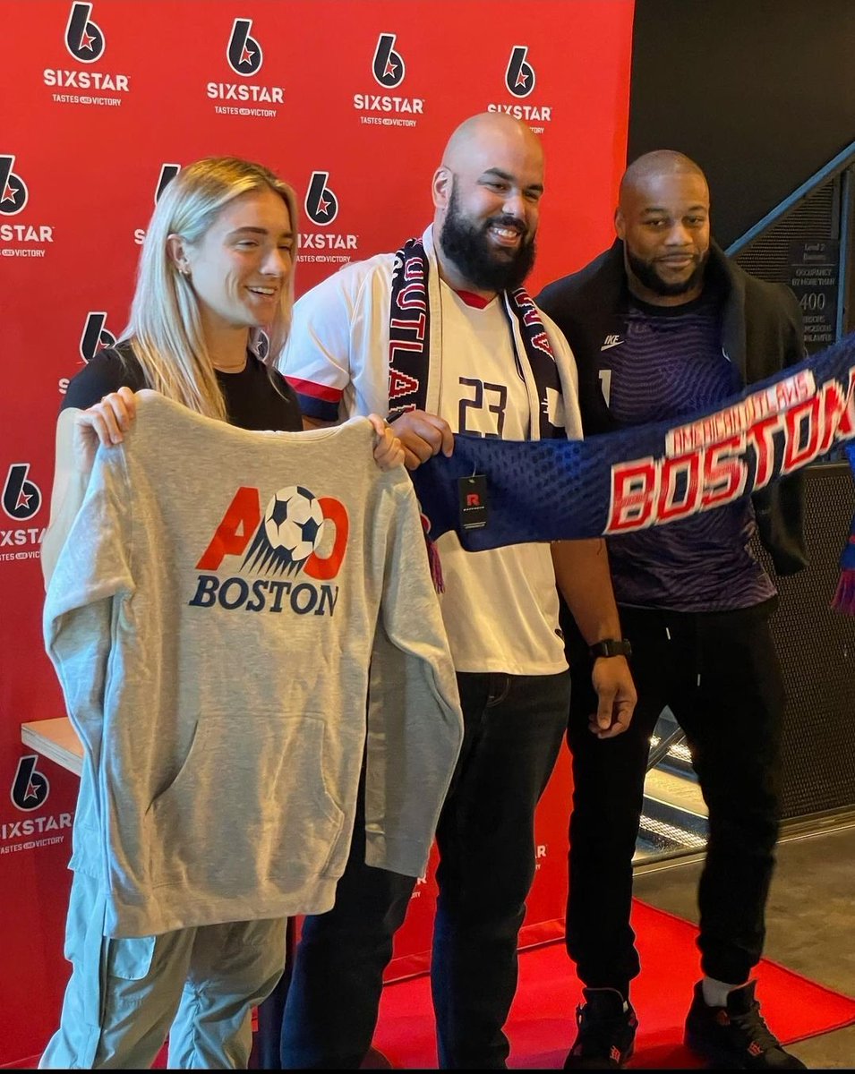 YahMoTweetHere's tweet photo. @FittedGoals Wore the 2019 WNT CP23 jersey to watch party yesterday https://t.co/fMskAzRqYM