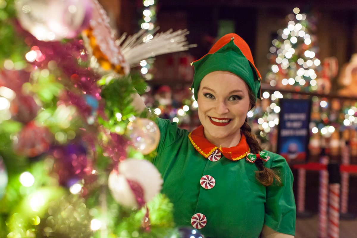 #TweetsieChristmas opens this Friday! We can't wait to celebrate Christmas with you and your family. tweetsie.com/special-events… #christmastrain #blowingrocknc #boonenc