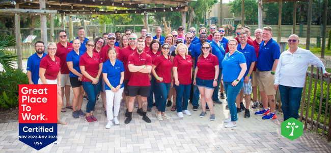 elmresources's tweet photo. Our Season of Thanks kicks off with a bang! We couldn't be more excited to share that ELM Resources has been recognized as a @GPTW_US certified company for the 7th year in a row!
https://t.co/4VPkSArLe6 https://t.co/JfSVG4DyBA