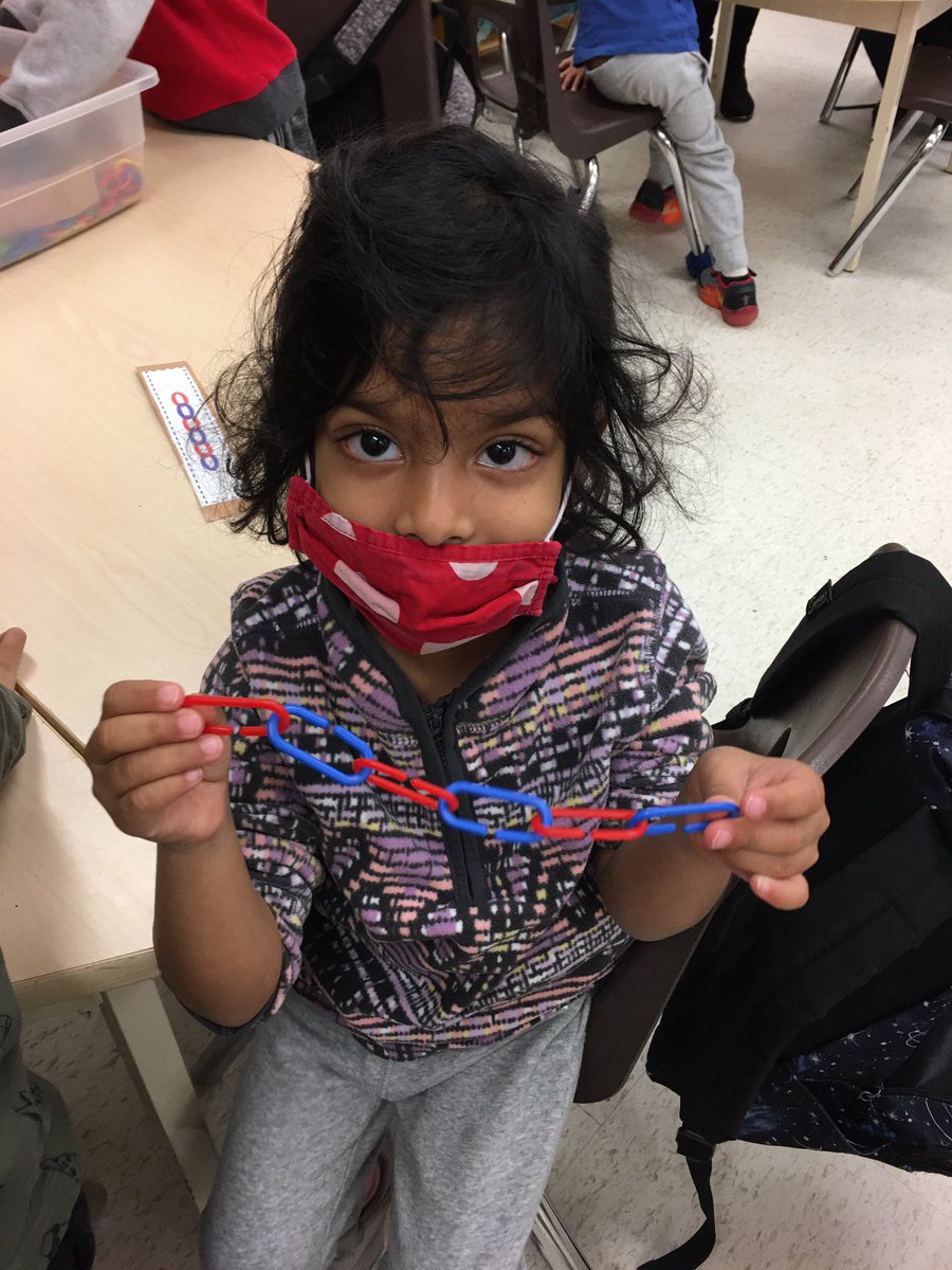 K1Fairlawn's tweet photo. Working together to create a colour patterns. https://t.co/p7VHMflj4r