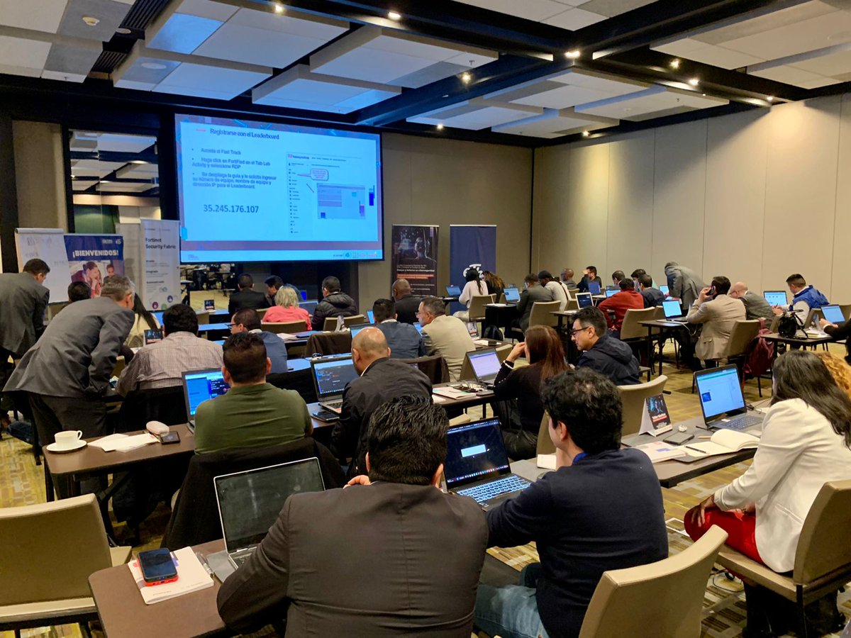 ETB's tweet photo. La ruta de la #ciberseguridad en Bogotá comenzó con un taller para capacitar a los líderes de 80 entidades distritales en la prevención de #ciberataques. 
Un proyecto diseñado por la @ConsejeriaTIC junto con #ETB  y el aliado en ciberseguridad @Fortinet 
#CulturaInteligenteETB https://t.co/R1Styrv3Sp